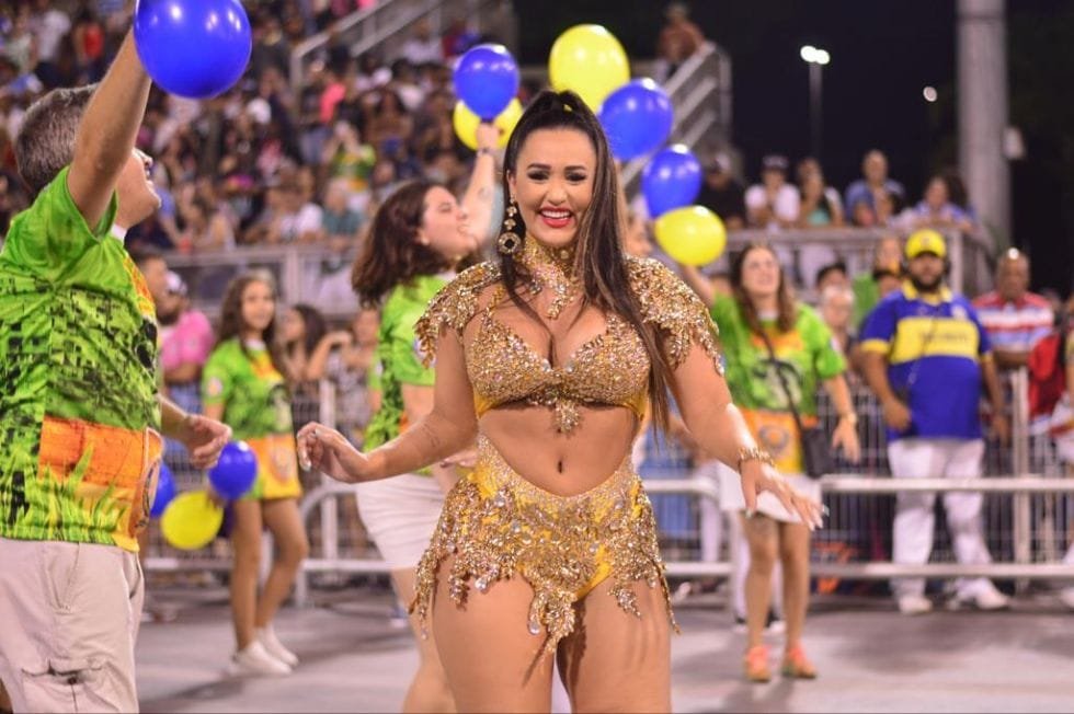 Musa do Brasil Suzana Simonet será destaque de chão da Acadêmicos do Tucuruvi Musa do Brasil Suzana Simonet será destaque de chão da Acadêmicos do Tucuruvi