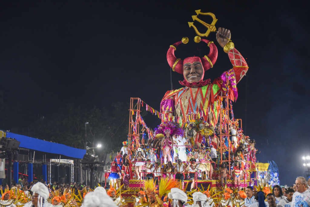 Festa cultural de Minas Gerais será enredo da Acadêmicos de Niterói Festa cultural de Minas Gerais será enredo da Acadêmicos de Niterói