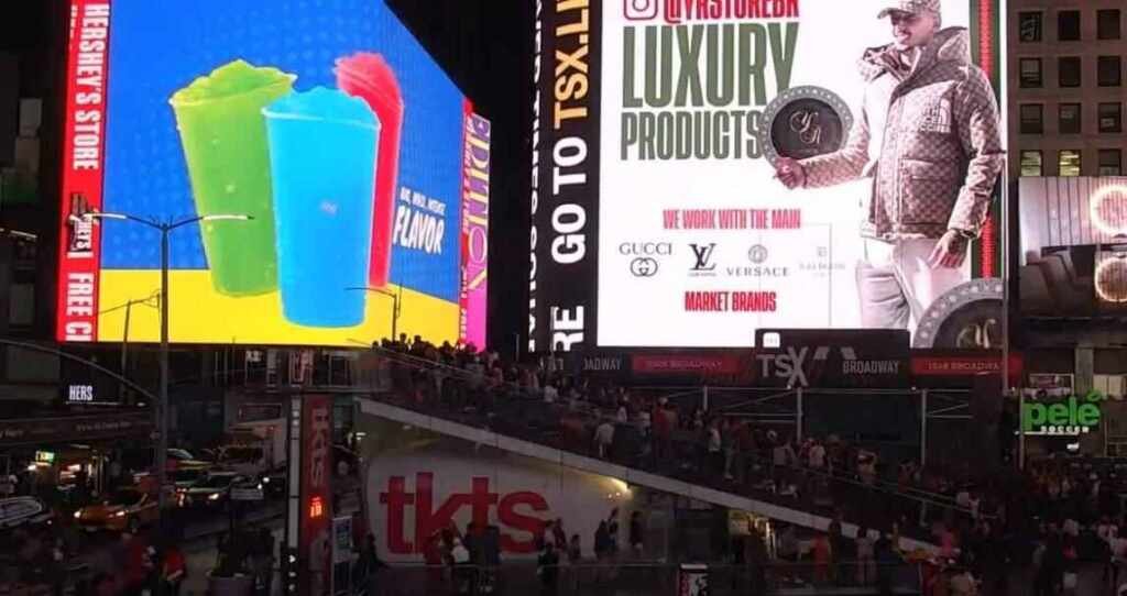 YrStoreBr: A Primeira Loja Online Brasileira a Conquistar a Times Square
