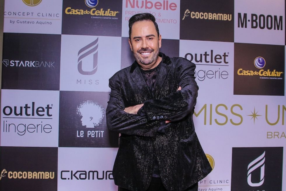 Evandro Hazzy retorna em grande estilo ao Miss Universo Brasil 2023 e acerta palpite Evandro Hazzy retorna em grande estilo ao Miss Universo Brasil 2023 e acerta palpite