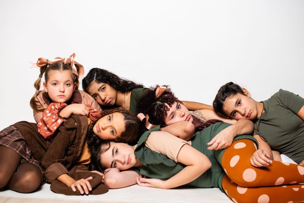 A emocionante participação de Oli Bela como Molly no espetáculo Annie A emocionante participação de Oli Bela como Molly no espetáculo Annie