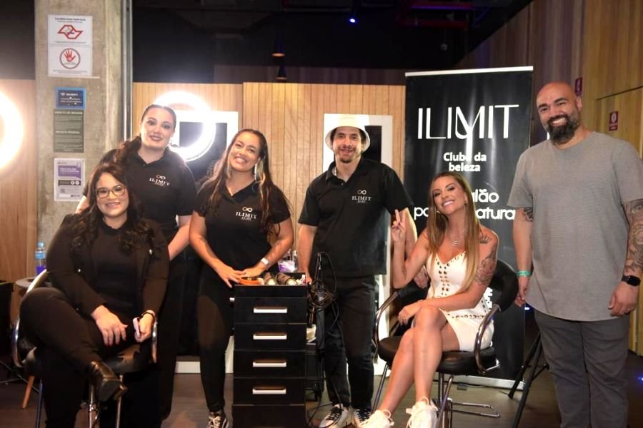Transformando eventos em espetáculos de beleza em apenas 10 minutos: conheça o Pit Stop da Beleza ILIMIT Transformando eventos em espetáculos de beleza em apenas 10 minutos: conheça o Pit Stop da Beleza ILIMIT