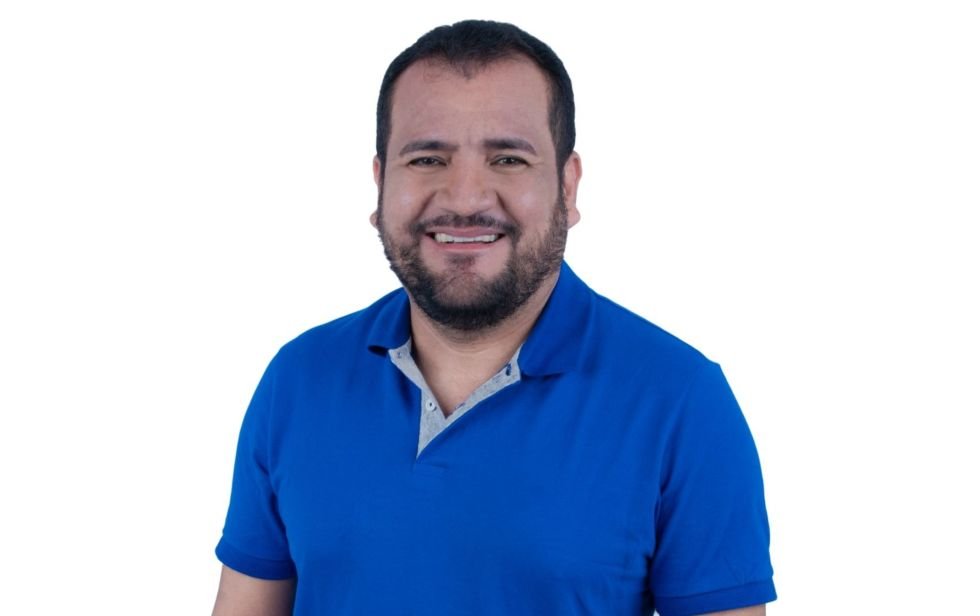 Prefeito Joãozinho Batista é agraciado com o Prêmio "Troféu Brasil Premium"