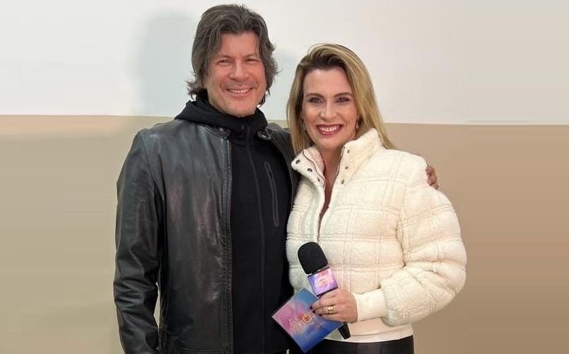 Dani Stolai apresentadora do All Inclusive, compartilha segredos para entrevistas memoráveis com artistas Dani Stolai apresentadora do All Inclusive, compartilha segredos para entrevistas memoráveis com artistas