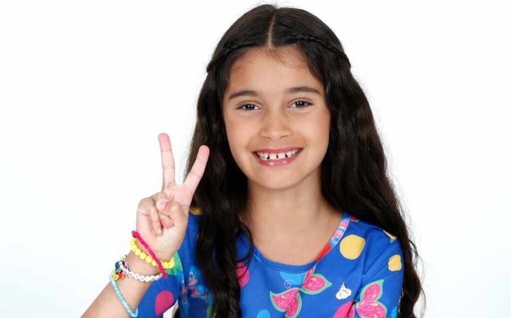 Sophia Mendes celebra papel no espetáculo ‘Matilda – O Musical’ Sophia Mendes celebra papel no espetáculo 'Matilda - O Musical'