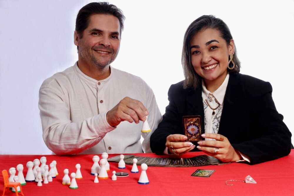 Casal de Terapeutas revolucionam vidas com método único Casal de Terapeutas revolucionam vidas com método único