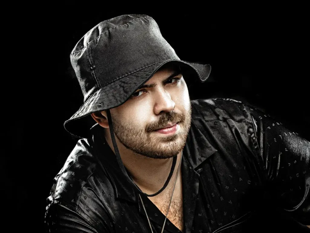 Do Brasil para o mundo! DJ Topo encerra turnê pela Europa: “Realização de um grande sonho” DJ Topo lança faixa inédita em parceria com DJ Yago e MC J Mito