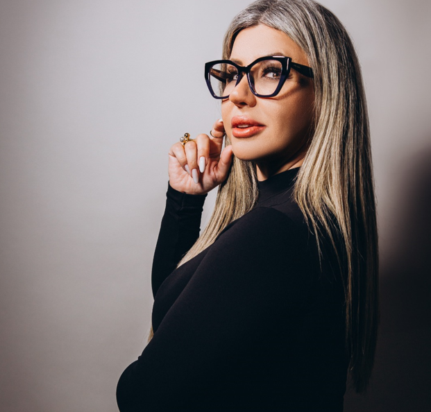Juliana Serafim, autora Best Seller, lança novo livro sobre Inteligência Artificial