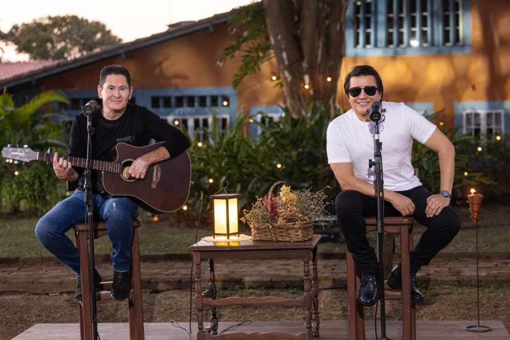 Gian & Giovani gravam dois clipes e o projeto “Lado B” Gian & Giovani gravam dois clipes e o projeto “Lado B”