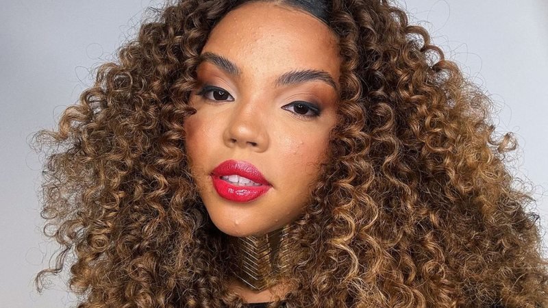 Ex-BBB Giovanna Pitel renova contrato com a Globo e celebra: ‘Conquista’ Ex-BBB Giovanna Pitel renova contrato com a Globo e celebra: 'Conquista'