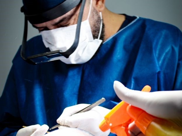 Tricologia avançada: Dr. Miguel Matteo desvenda os mistérios das doenças capilares
