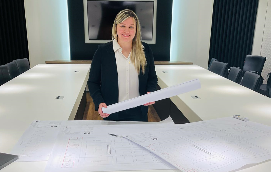 Paola Doldán: Uma Trajetória de Sucesso no Comércio de Fronteira Paola Doldán: Uma Trajetória de Sucesso no Comércio de Fronteira