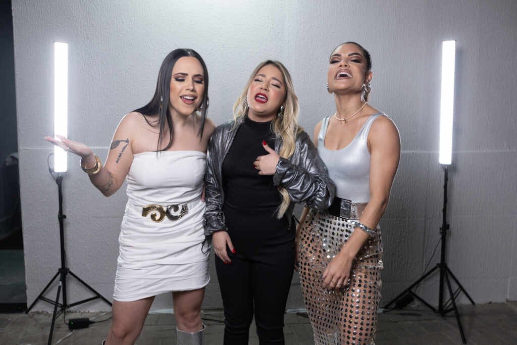 Marilia Tavares, Day e Lara se unem em “Decepção Amorosa” Marilia Tavares, Day e Lara se unem em "Decepção Amorosa"