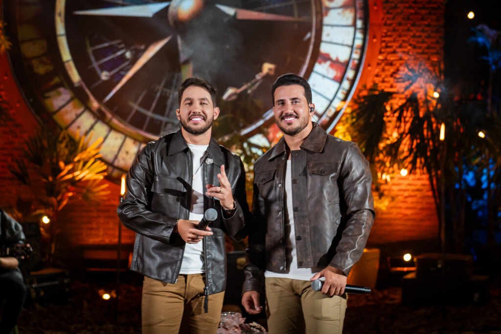 Iguinho e Lulinha gravam audiovisual em Goiânia ao lado de Hugo & Guilherme e Day & Lara Iguinho e Lulinha gravam audiovisual em Goiânia ao lado de Hugo & Guilherme e Day & Lara