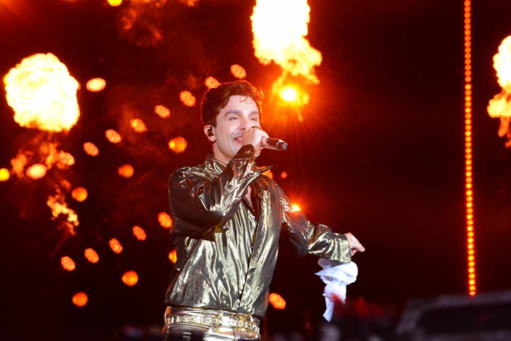 Luan Santana encanta Rodeio de Jaguariúna com hits românticos de 17 anos de carreira Luan Santana encanta Rodeio de Jaguariúna com hits românticos de 17 anos de carreira
