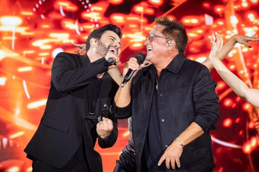 Cantor sertanejo Leonardo esbanja elogio a Thiago Carvalho Cantor sertanejo Leonardo esbanja elogio a Thiago Carvalho