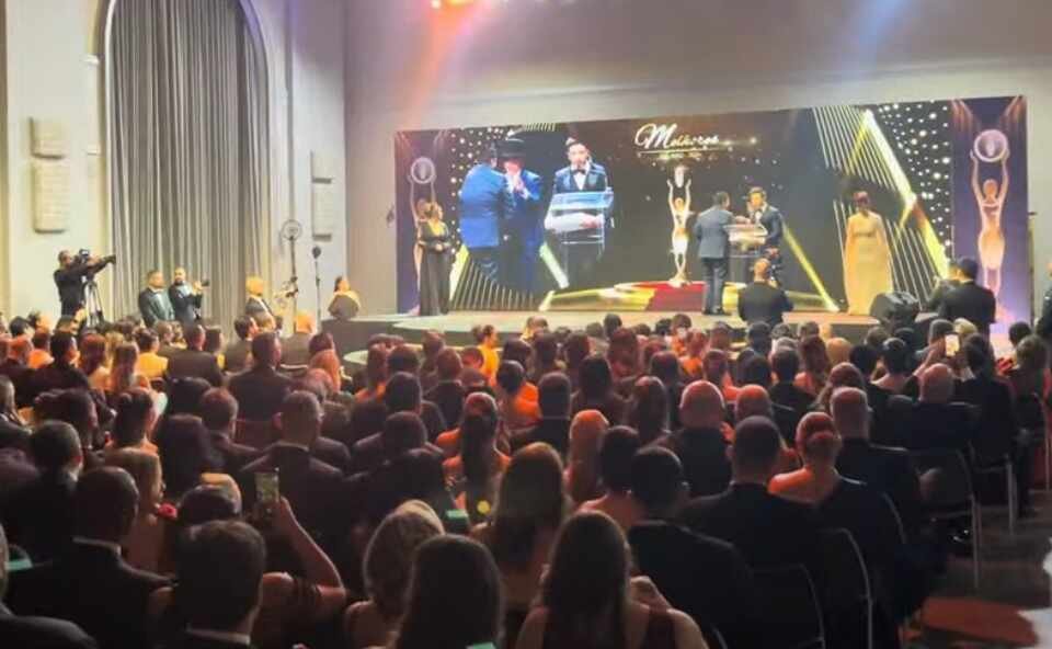 “Oscar” do SERAC Brilha em Noite de Gala no Palácio Tangará na Última Quinta-feira "Oscar" do SERAC Brilha em Noite de Gala no Palácio Tangará na Última Quinta-feira