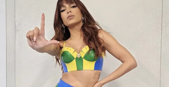 Anitta engata romance com jogador de futebol; saiba quem Anitta engata romance com jogador de futebol; saiba quem