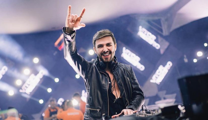 Vitor Ribeiro é Confirmado no Café de La Musique On Tour em União da Vitória Vitor Ribeiro é Confirmado no Café de La Musique On Tour em União da Vitória