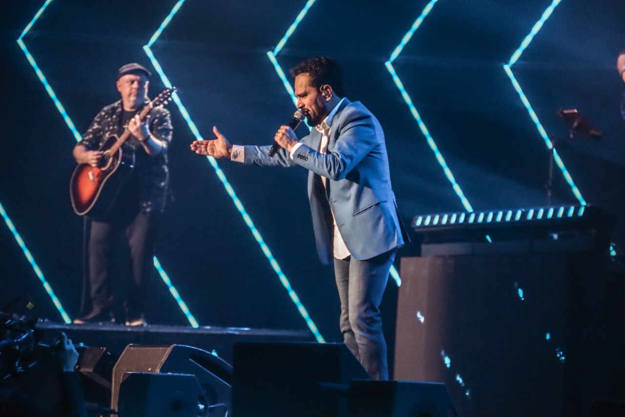 Luciano Camargo grava DVD com participações de Maria Marçal, Mattos Nascimento e César Menotti & Fabiano
