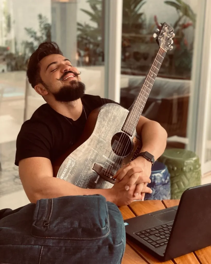 Henrique Casttro encerra 2024 com sucessos e aposta no projeto “Blessed” para 2025