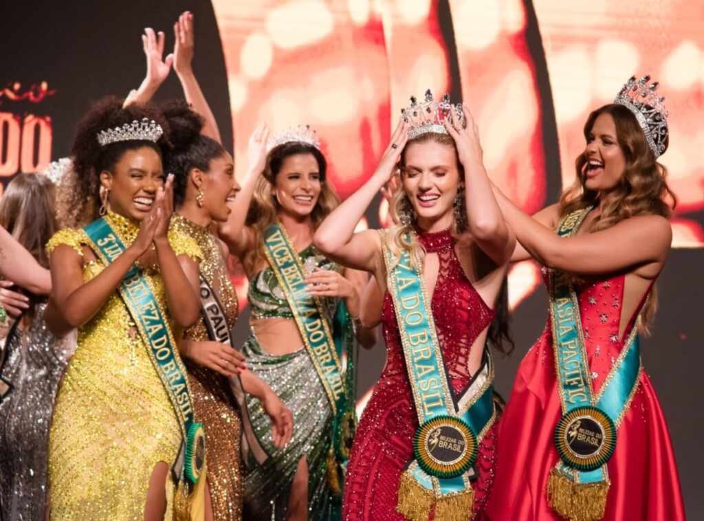 Concurso Belezas do Brasil 2024 consagra Ana Henrich como vencedora em noite histórica Concurso Belezas do Brasil 2024 consagra Ana Henrich como vencedora em noite histórica