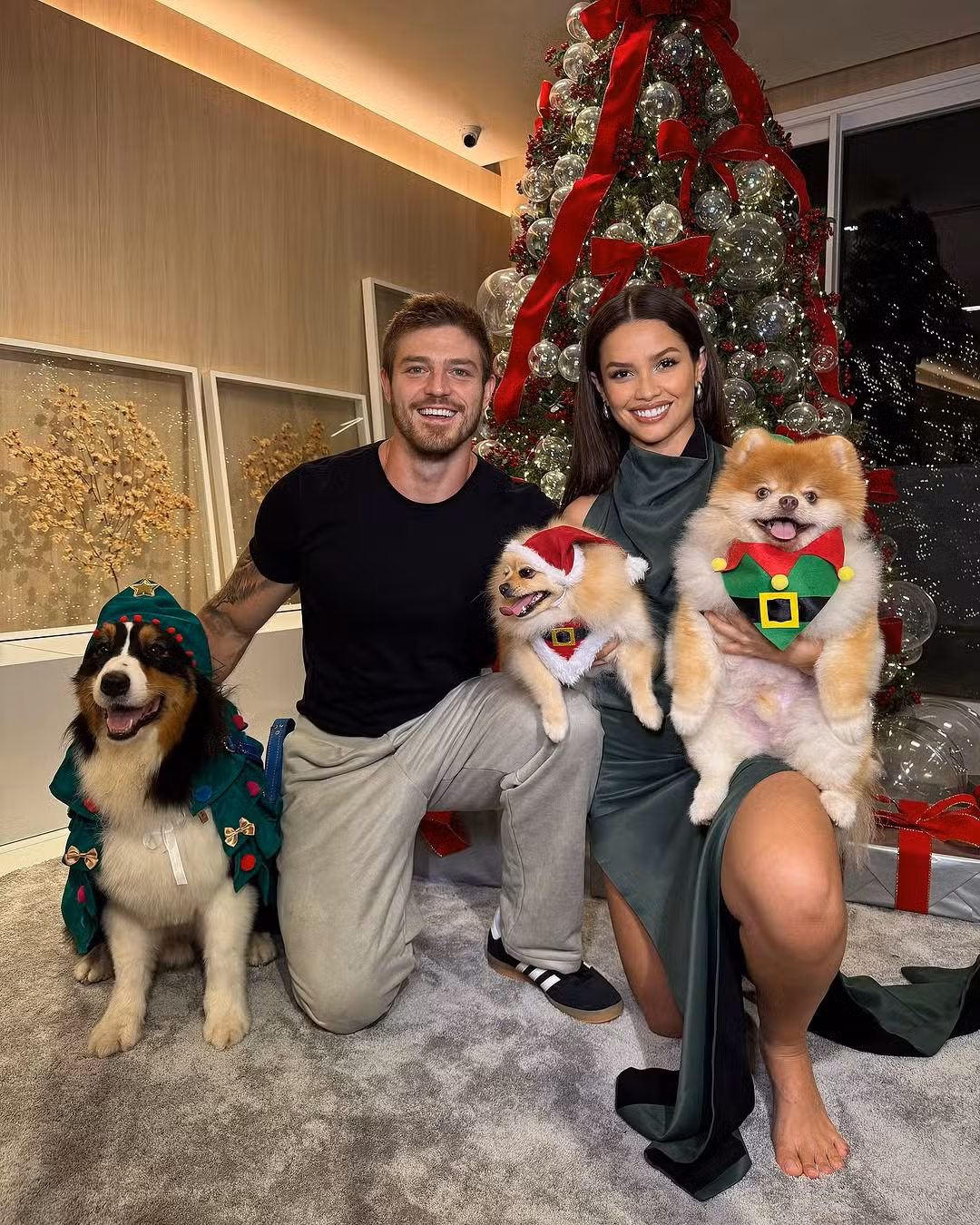 Primeiro Natal de Sabrina e Nicolas Prattes, Anitta na casa nova, Virginia Fonseca 34 Primeiro Natal de Sabrina e Nicolas Prattes, Anitta na casa nova, Virginia Fonseca