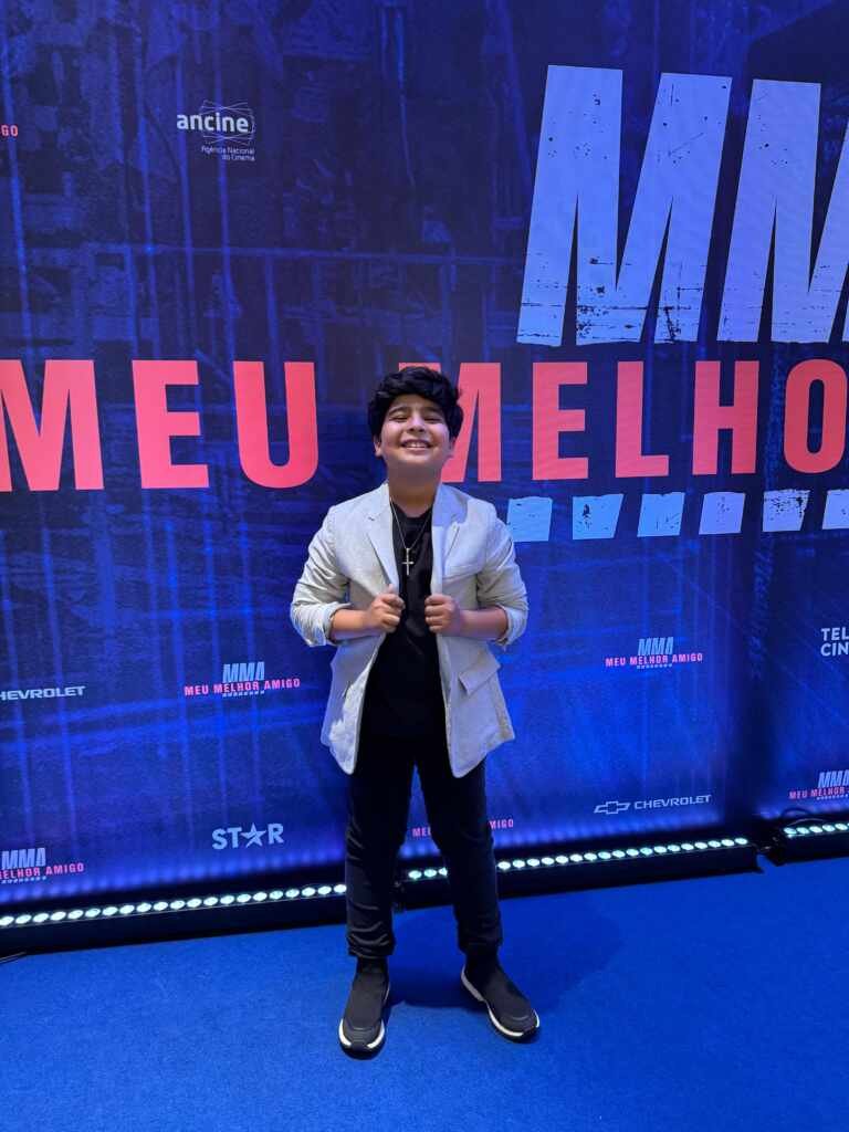 Diego Laumar prestigia Gui Tavares na pré-estreia do “MMA – Meu Melhor Amigo” Diego Laumar prestigia Gui Tavares na pré-estreia do "MMA – Meu Melhor Amigo"