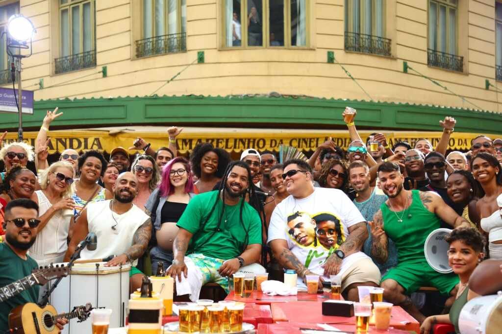 Menos é Mais promete o pagode ‘com molho’ e faz a primeira gravação de novo projeto no RJ