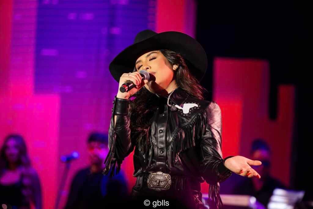 Fiorella lança o álbum completo “Meio Cidade, Meio Interior” e celebra nova etapa Fiorella lança o álbum completo "Meio Cidade, Meio Interior" e celebra nova etapa
