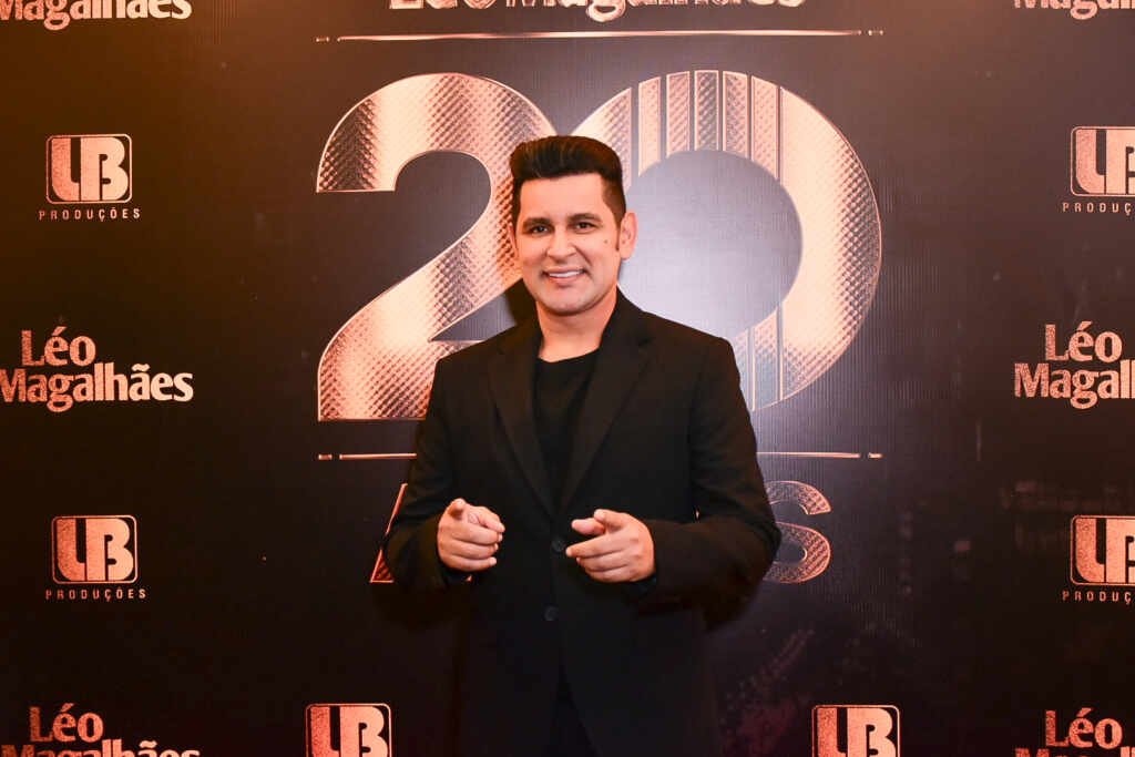 Léo Magalhães grava DVD em São Paulo com ingressos esgotados no Vibra Léo Magalhães grava DVD em São Paulo com ingressos esgotados no Vibra