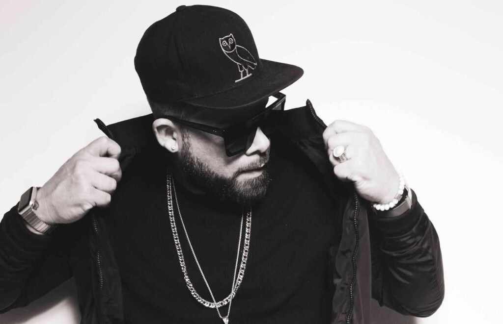 DJ Milk: Três Décadas De Influência E Inovação Na Música Brasileira DJ Milk: Três Décadas De Influência E Inovação Na Música Brasileira