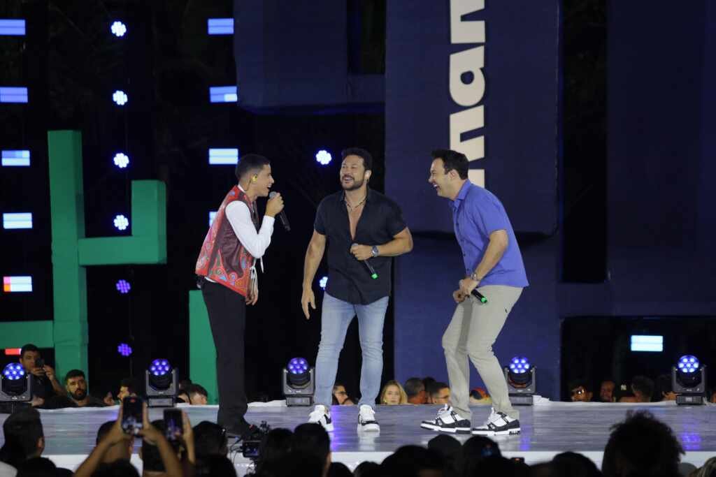 “Ferida Recente”: Manim e João Bosco & Vinícius misturam piseiro e sertanejo “Ferida Recente”: Manim e João Bosco & Vinícius misturam piseiro e sertanejo