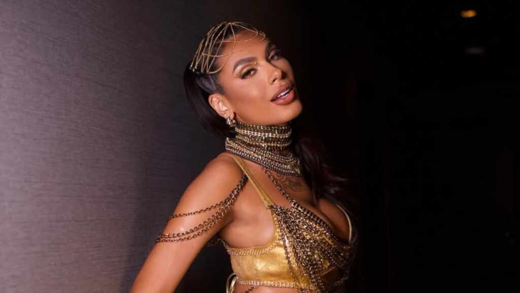 Pocah celebra sucesso com seis canções em alta nas redes sociais: “Sou grata aos fãs pelo sucesso” Pocah celebra sucesso com seis canções em alta nas redes sociais: “Sou grata aos fãs pelo sucesso”