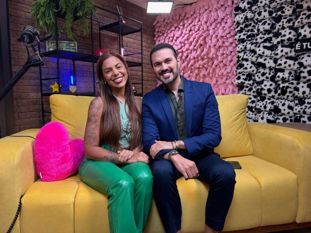 Evelyn Regly: Por que mulheres que convivem juntas menstruam no mesmo período? Ginecologista explica Evelyn Regly: Por que mulheres que convivem juntas menstruam no mesmo período? Ginecologista explica