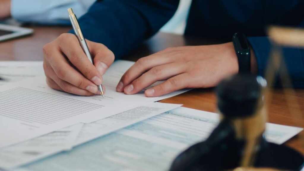 Decorando a Lei Seca ensina como montar um plano de estudos estratégico para disciplinas de legislação Decorando a Lei Seca ensina como montar um plano de estudos estratégico para disciplinas de legislação