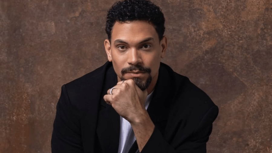 Vinícius Nascimento esclarece rumores sobre romance com Gil do Vigor e alfineta Maike Cruz Vinícius Nascimento esclarece rumores sobre romance com Gil do Vigor e alfineta Maike Cruz