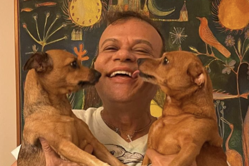 Daniel Rolim, ex-BBB, se muda para Copacabana com os pets e aposta na carreira Daniel Rolim, ex-BBB, se muda para Copacabana com os pets e aposta na carreira