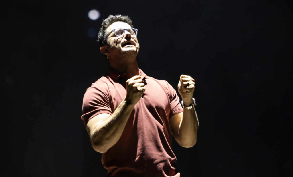Deive Leonardo estreia “Bom Dia Esperança” nas manhãs do SBT Deive Leonardo estreia “Bom Dia Esperança” nas manhãs do SBT