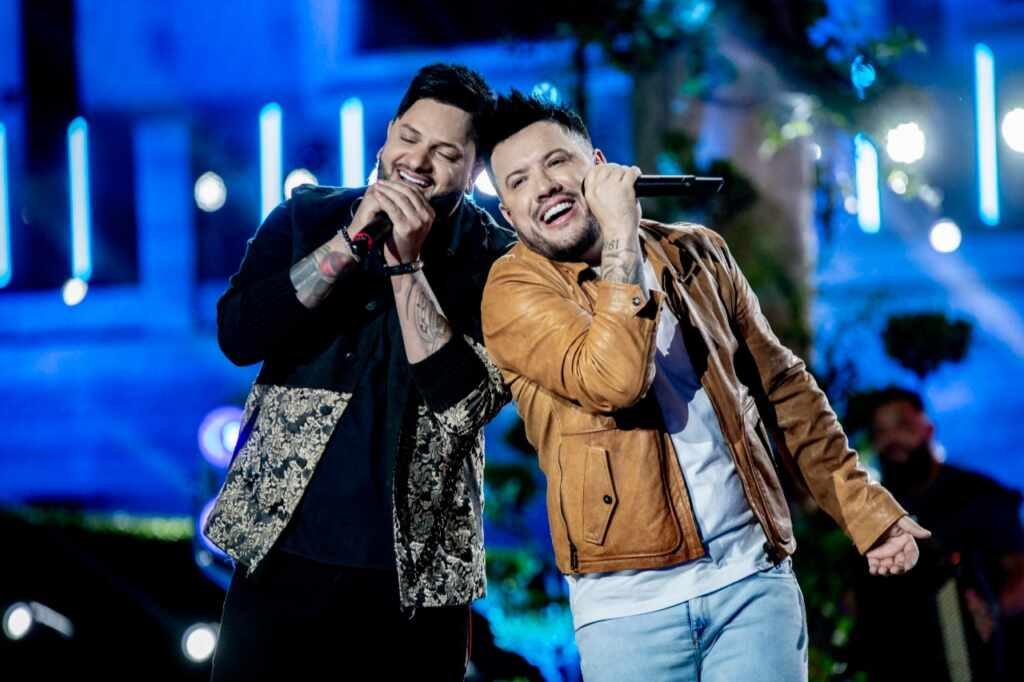 Diego & Victor Hugo se mantêm no topo do Spotify Brasil no TOP 50 com ‘Tubarões’ Diego & Victor Hugo se mantêm no topo do Spotify Brasil no TOP 50 com 'Tubarões'