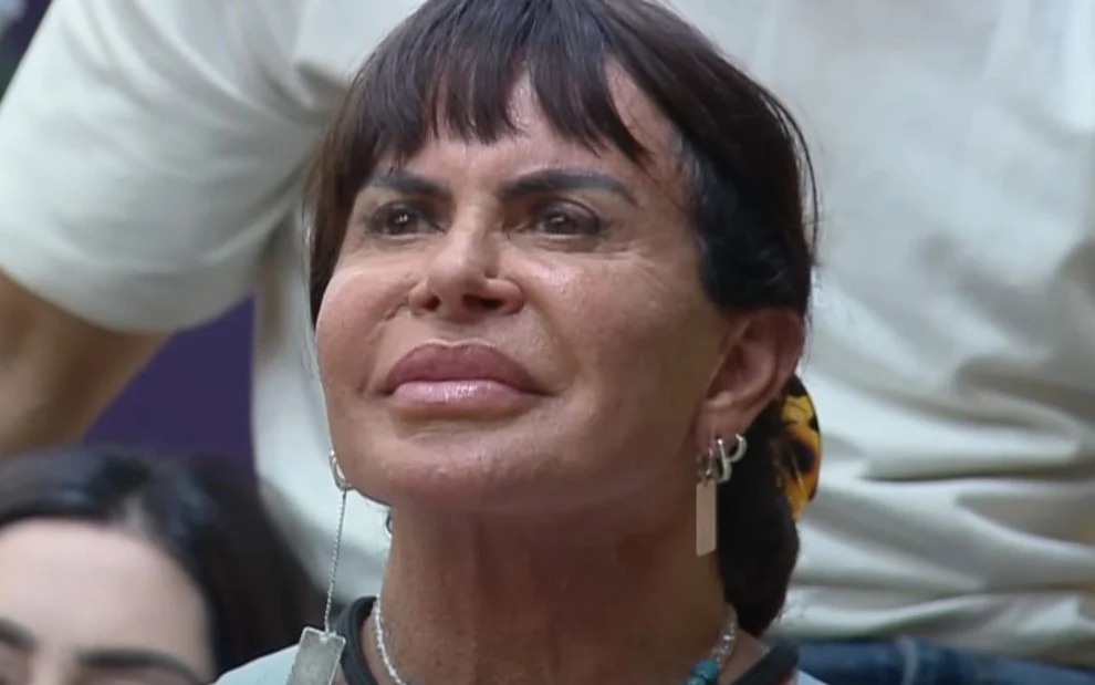 Gretchen exibe nova fase e revela procedimento estético após deixar reality show Gretchen exibe nova fase e revela procedimento estético após deixar reality show