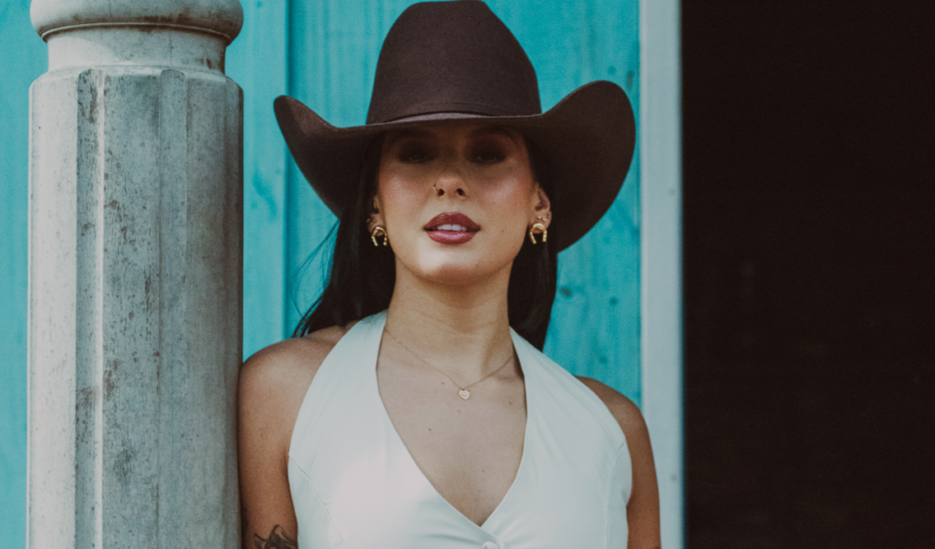 Ana Castela lança videoclipe de “Rodeio no Texas” Ana Castela lança videoclipe de "Rodeio no Texas"