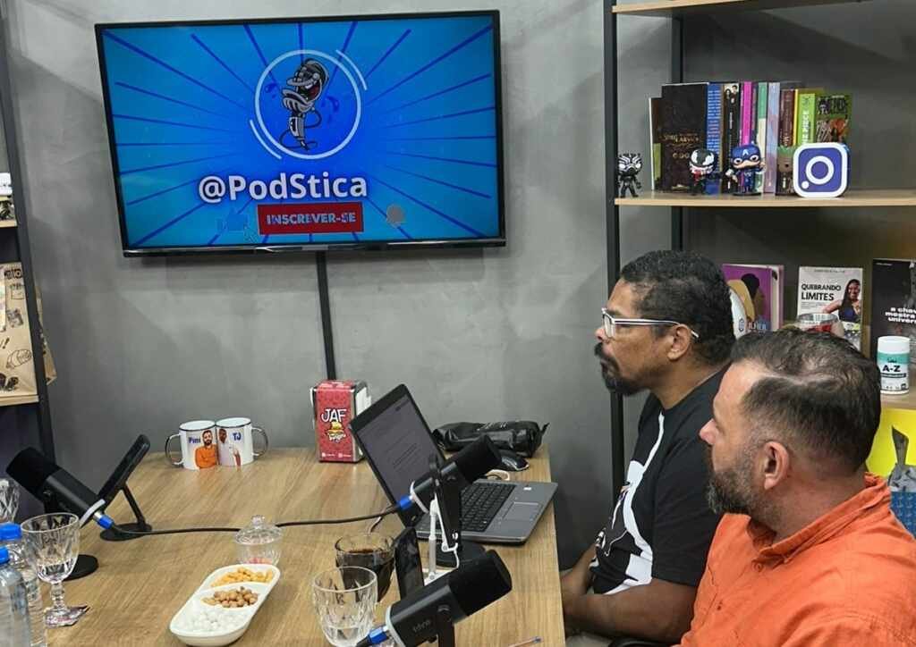 Podcast Podsticando é eleito Revelação pelo Elenco B do Pânico Podcast Podsticando é eleito Revelação pelo Elenco B do Pânico