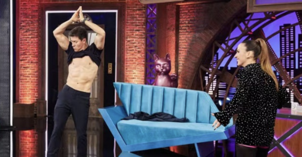 Tatá Werneck anuncia nova temporada do “Lady Night” com Rodrigo Faro Tatá Werneck anuncia nova temporada do “Lady Night” com Rodrigo Faro
