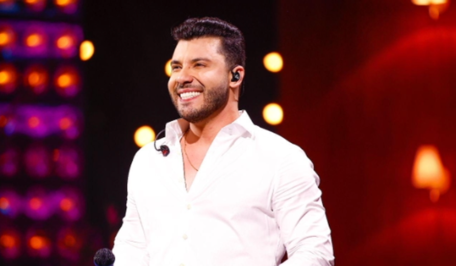 Murilo Huff é internado às pressas e cancela show no Maranhão Murilo Huff encanta público com mais de 3 horas de show e anuncia “Ao Vivão” em Barretos