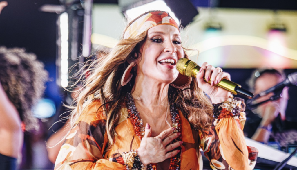 Claudia Leitte é a primeira atração confirmada no Carnatal 2025 Claudia Leitte é a primeira atração confirmada no Carnatal 2025