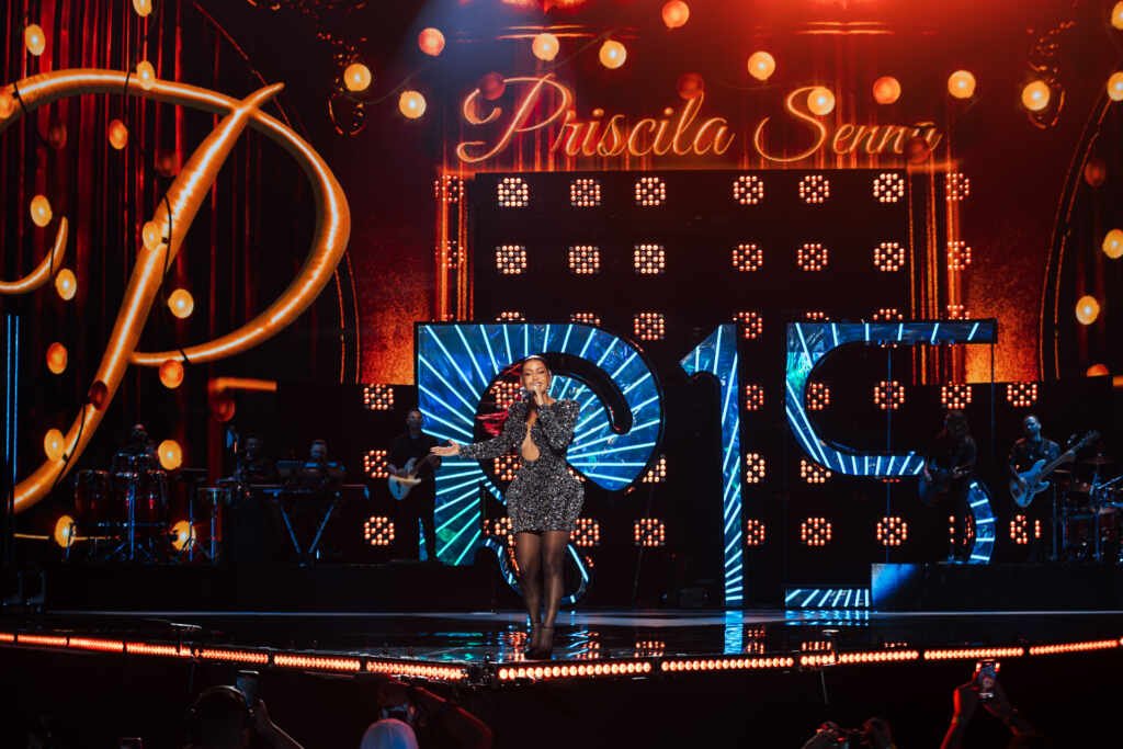 Priscila Senna faz história no Marco Zero com gravação do “15 anos - TBT da Musa”