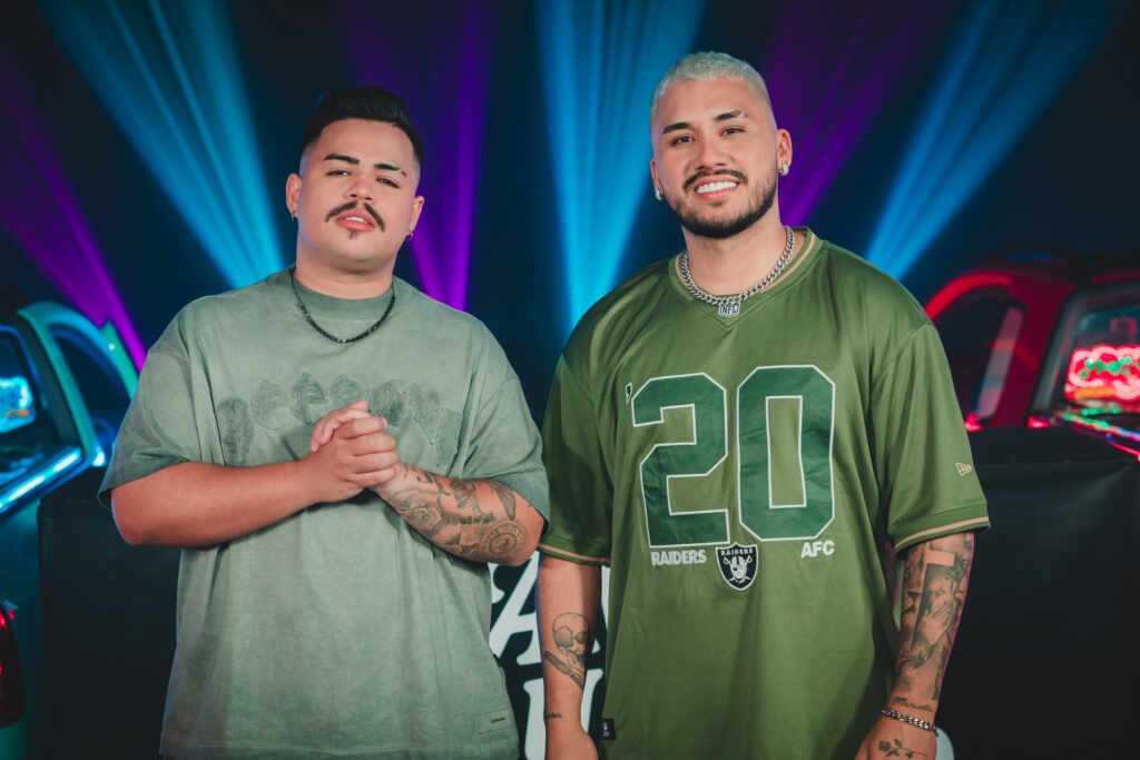 Sucesso com o hit “Ama um Maloqueiro”, Rafa & Junior se apresentam no Villa Country Sucesso com o hit "Ama um Maloqueiro", Rafa & Junior se apresentam no Villa Country