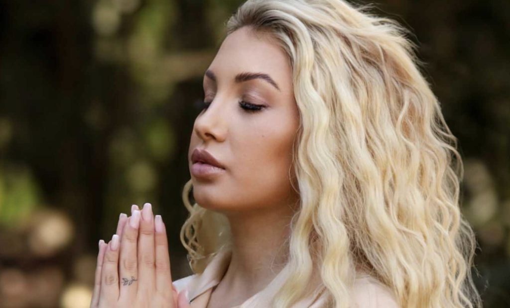 Chaline Grazik anuncia tour nacional com reiki e atendimentos gratuitos