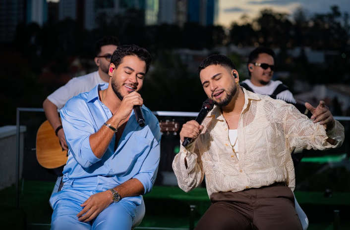 Danilo e Davi vencem o Prêmio Jovem Brasileiro e lançam segundo volume de “Iniciando Os Trabalhos” Danilo e Davi vencem o Prêmio Jovem Brasileiro e lançam segundo volume de “Iniciando Os Trabalhos”